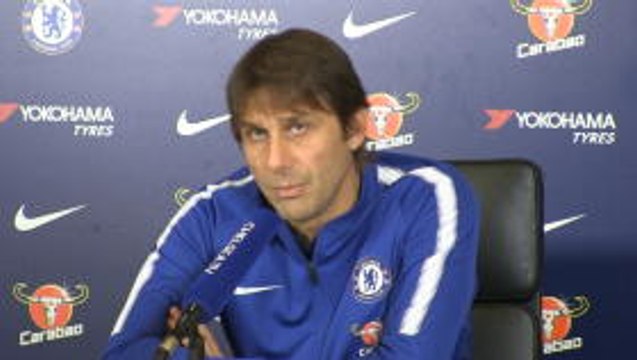 Courtois can be world's best - Conte urges Chelsea to agree new deal