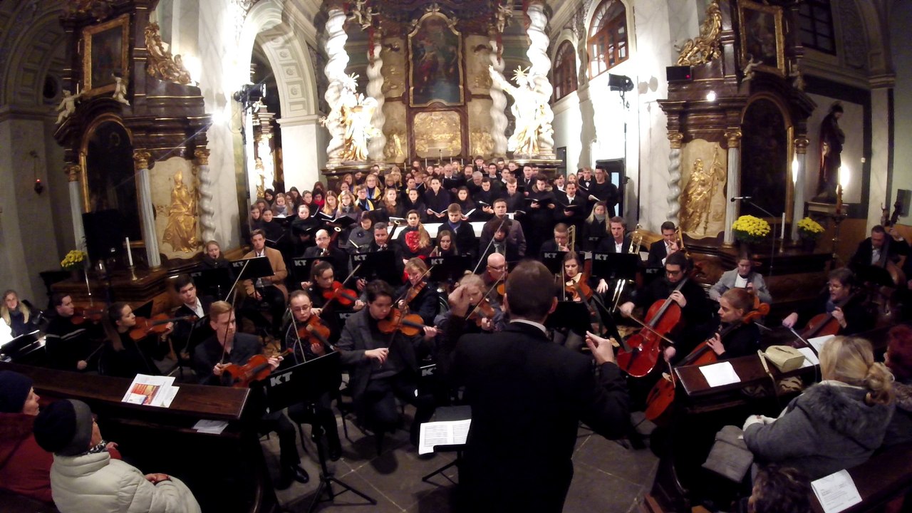 02-Mozart-Requiem - Kyrie