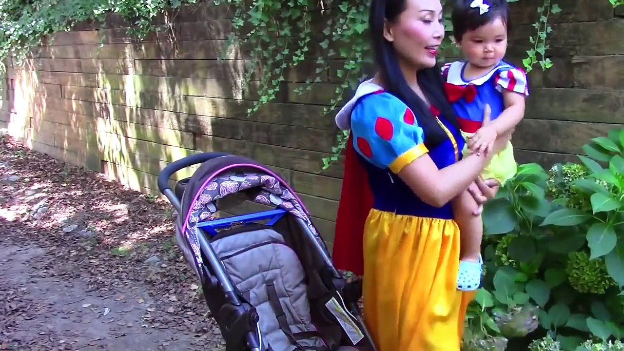 スパイダーマン＆エルザ面白いスーパーヒーローのビデオ対ジョーカーガールズ＆バッド赤ちゃんジョーカーガール