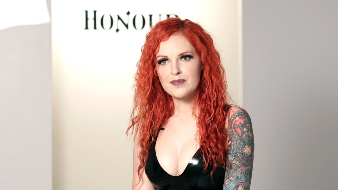 Interview with the Model, Cosplayer and a Tattoo artist - Anna Quinn