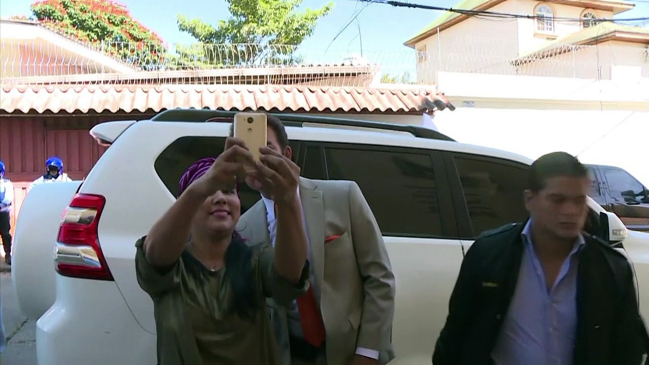 Nasralla denuncia intento de alterar resultados en Honduras