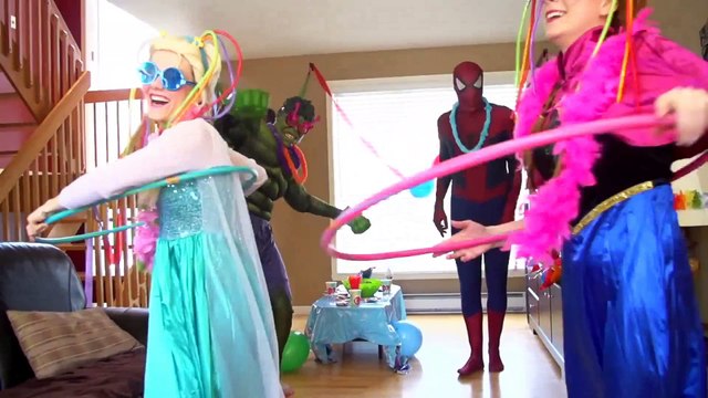 Spiderman & Frozen Elsa & Anna! Party Time_ Let's Dance! Superhero Fun in Real Life -) | Superheroes | Spiderman | Superman | Frozen Elsa | Joker