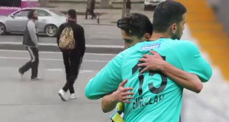 Beşiktaş'tan 9 Gol Yiyen Kaleci, Vodafone Park'tan Elleri Cebinde Çıkıp Gitti