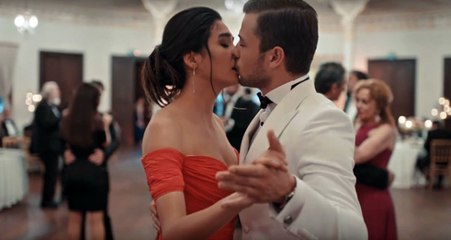 Bir Dizi Aşkı Daha! Söz'ün Bahar'ı ile Yavuz Komutanı Aşk Yaşıyor