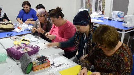 Manisalı Kadınlar Hem Üretiyor Hem Kazanıyor