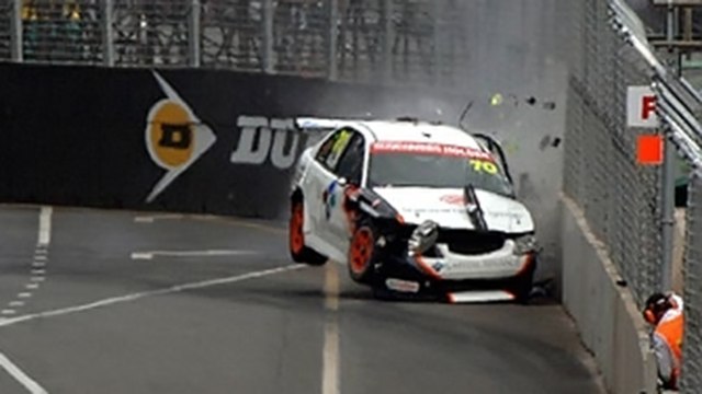 Ashley Cooper fatal crash at Adelaide (23 February 2008) V8 SUPERCARS