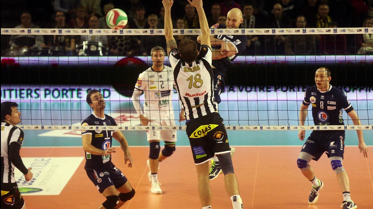 DIAPORAMA. Volley : Poitiers s'impose 3-1 face à Tours en coupe de france