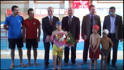 Kilis'te Down Sendromlu Çocuklar İçin Yüzme Kursu