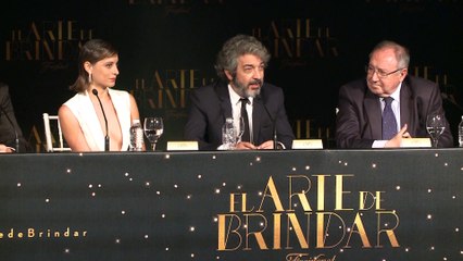 Darín y Jenner protagonistas del nuevo spot de Freixenet