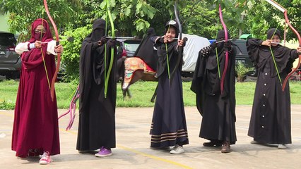 "كتيبة النقاب" تصوّب سهامها ضد منتقدي هذا الزي في اندونيسيا