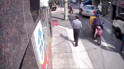 지상 최대의 김여사가 나타남!!! ll Korean women Driving Fail