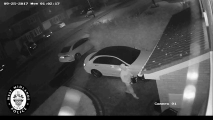 Ils volent une voiture sans clef avec un boitier relais (Angleterre)