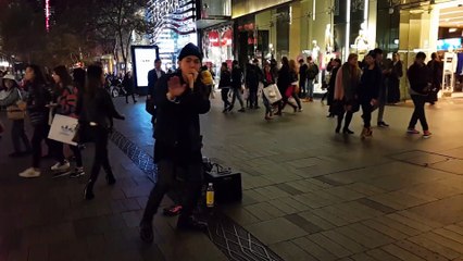 Very good and great  beatboxing in street Sydney, Australia