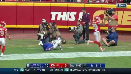 Zay Jones defies gravity as he levitates from turf