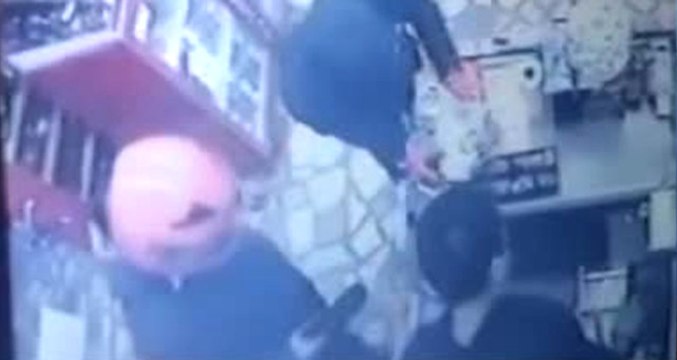 Ataşehir'de Soyguncularla Polis Arasında Çatışma! 1 Polis Yaralandı, Soyguncu Öldü