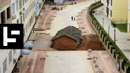 10 Stubborn People Who Refused to Move Out