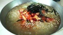 [Kimchi dipped noodles] Ginseng land service area mukbang! SOF-7PC2L0tSjj8