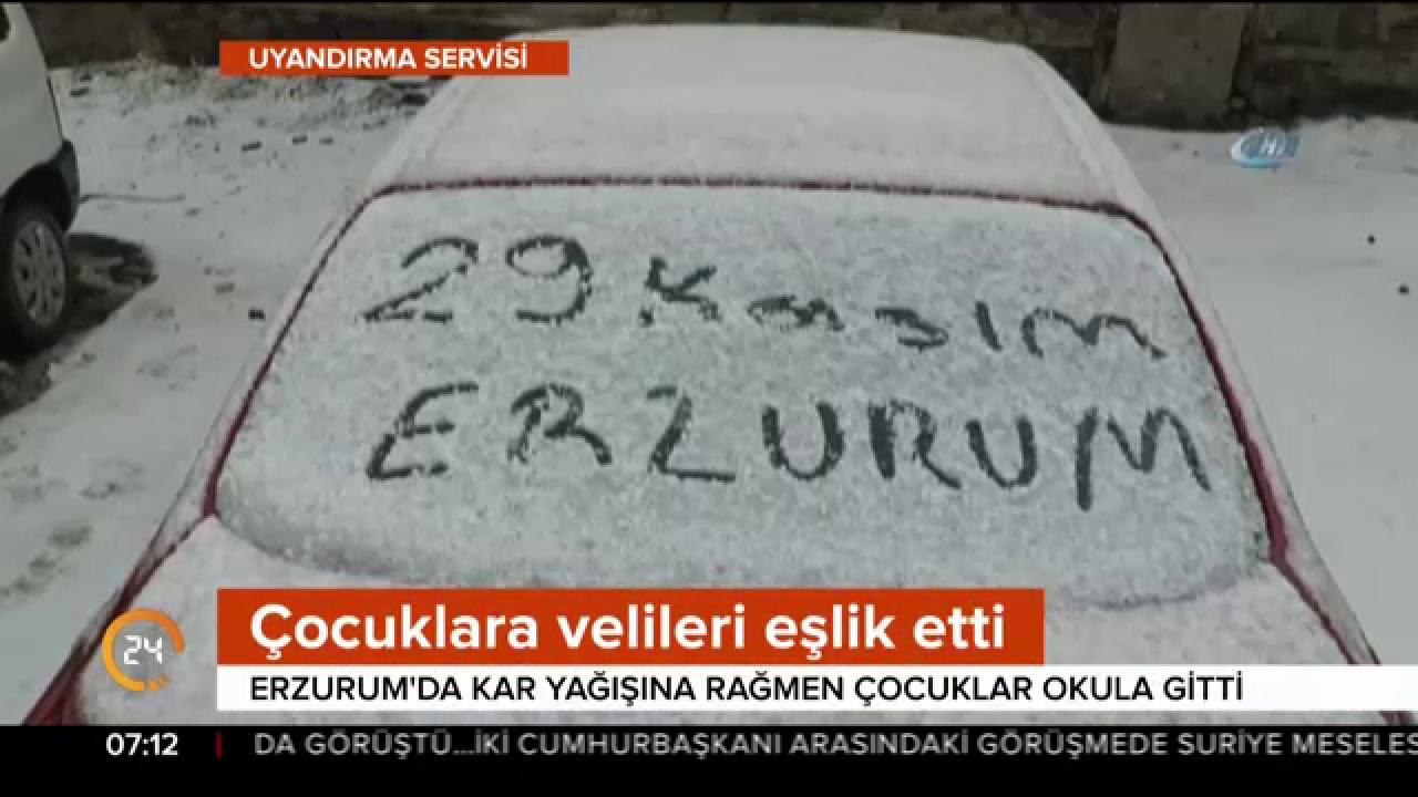 Velileri eşlik etti