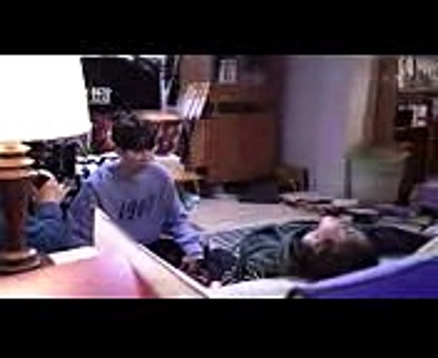 Jung Ryeo Won & Yoon Hyun Min - Witch's Court Making Film #1 [ Kiss Scene ]