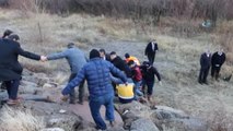 Erzincan'da Otobüs Şarampole Yuvarlandı: 1 Ölü, 25 Yaralı