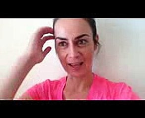 How to say 'I love you' using sign language