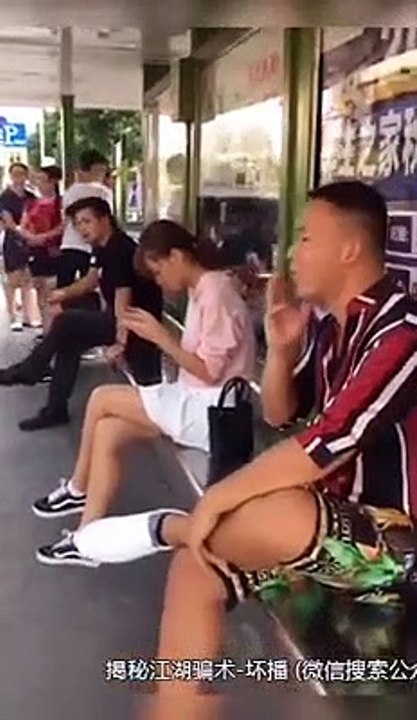 Compilation des plus ingénieuses techniques de vol en Chine... Impressionnant