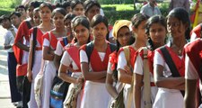 Hindistan'da Utanç Verici Ceza! Müdür, Kız Öğrencilerden Soyunmalarını İstedi