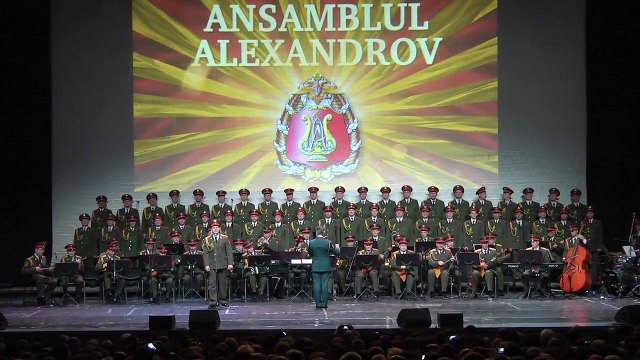 Corul Alexandrov al Armatei Roșii - O cunună-i țara întreagă / Окунунэ