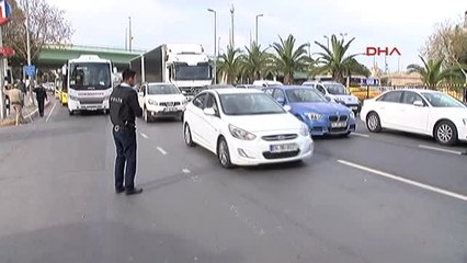 Vatan Caddesi'nde Polis İki Şüpheliyi Arıyor; Taksiler Tek Tek İnceleniyor