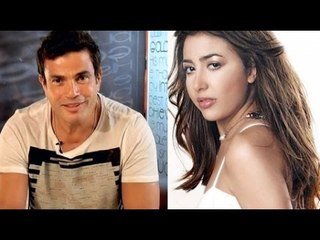 شاهد مشكلة جنات مع الهضبة عمرو دياب وتقول # انا جالى عقدة بسببها