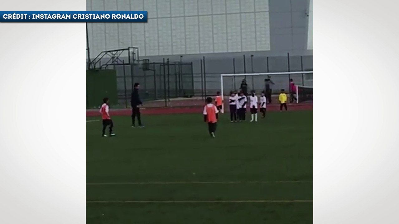 Le coup-franc génial du fils de Cristiano Ronaldo