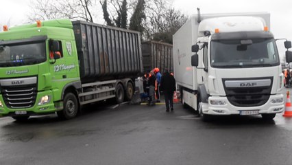 Baudour Un controle technique mobile pour les camions par la police boraine.Vidéo Eric Ghislain