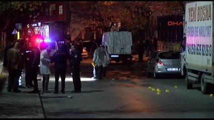 Bağcılar'da Silahlı Çatışma; 1'i Öğrenci 5 Yaralı