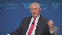 La Casa Blanca planea sustituir a Tillerson por el jefe de la CIA