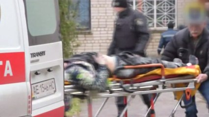 '피 끓는 부정(父情)'...아들 살해범 법정에서 수류탄으로 살해 / YTN