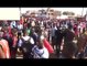 Macron en Afrique: Vous ne verrez Jamais Ces images de ces jeunes révoltés dans les grandes chaînes