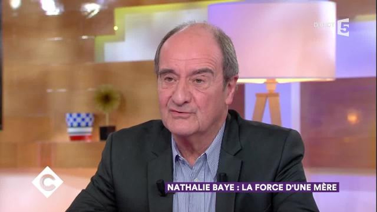 C à vous : Laura Smet aux côtés de son père