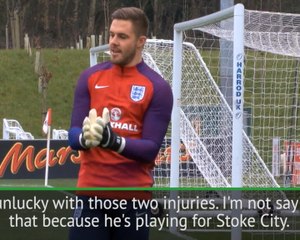 Butland should be given England chance - Banks