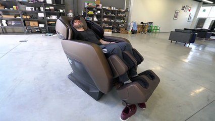 Unboxing The $5000 Massage Chair...-po0wYKqmaSE