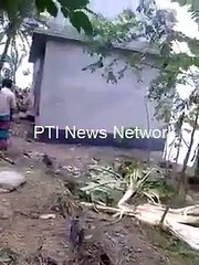 Dramatic Footage: Sea Water Took away a House in Kanyakumari Village, Cyclone Ockhi