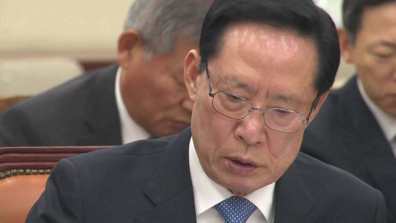 송영무 "美 해상 봉쇄 요구하면 검토 불가피...제안은 없어" / YTN