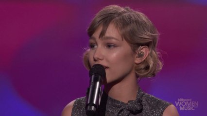 Grace VanderWaal: "This Award is For Everyone Who Has Worked Their Butts off For My Dream" | Women in Music 2017