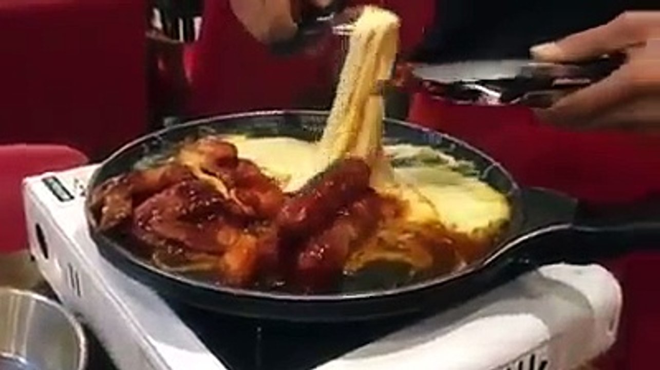 Myeongdong Chicken & Cheese (Omija)