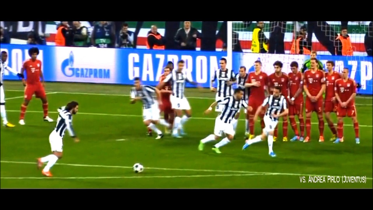 Manuel Neuer - Top 10 Insane Reaction Saves
