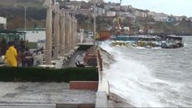 Marmara Denizi'nde Poyraz Hayatı Olumsuz Etkiledi