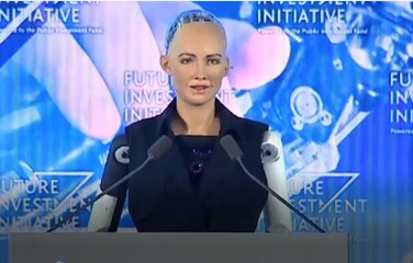 உலகிலேயே முதல் முறையாக, ரோபோக்களுக்கு குடியுரிமை அளிக்கும் சவுதி அரேபியா!- வீடியோ