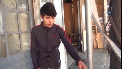Köpeği Demir Sopayla Dövdü