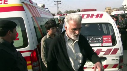 Al menos nueve muertos en ataque talibán a escuela en Pakistán