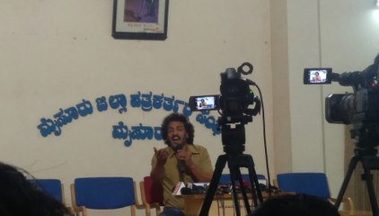 ಪ್ರೆಸ್ ಮೀಟ್ ನಲ್ಲಿ ಉಪ್ಪಿ ಹೇಗ್ ಮಾತಾಡ್ತಾರೆ ನೋಡಿ  | Oneindia Kannada