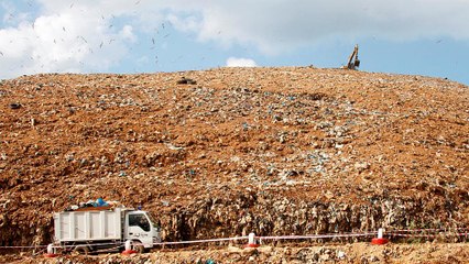 نفايات لبنان: كأنك تتنفس الموت